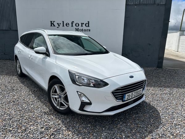 Ford Focus 2021 389084508