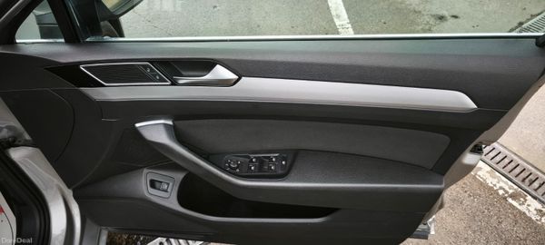 Volkswagen Passat 2016 Estate Auto 389089582