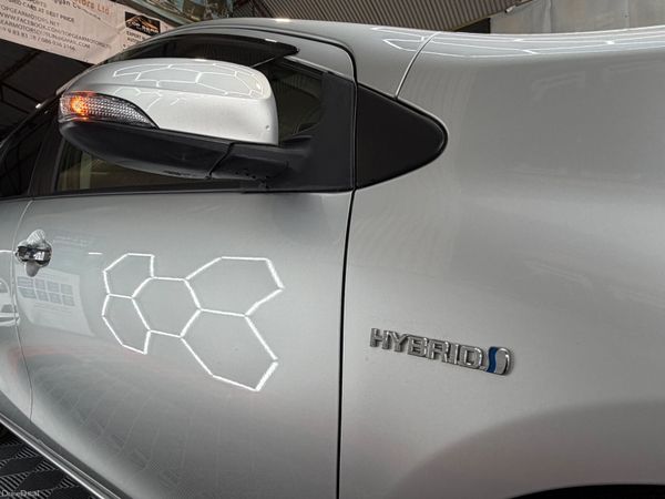 2018 Toyota Aqua 1.6 Petrol Hybrid 389015596