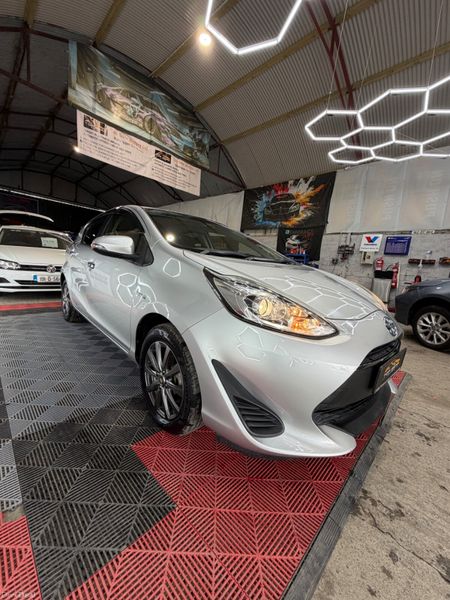 2018 Toyota Aqua 1.6 Petrol Hybrid 389015650