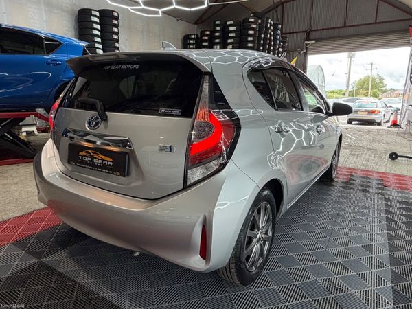 2018 Toyota Aqua 1.6 Petrol Hybrid 389015610