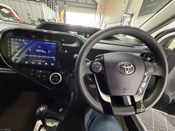 2018 Toyota Aqua 1.6 Petrol Hybrid 389015612