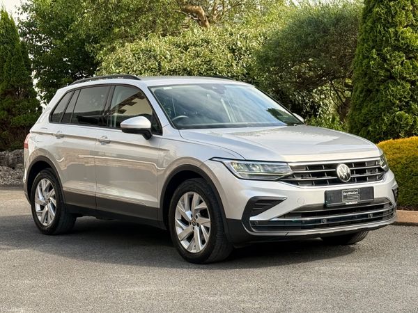 Immaculate 221 Volkswagen Tiguan! 389141346