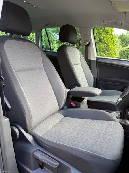 Immaculate 221 Volkswagen Tiguan! 389141348