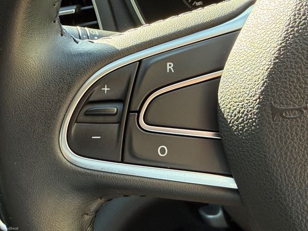 Stunning 181 Renault Megane Dynamique S Nav! 389141610