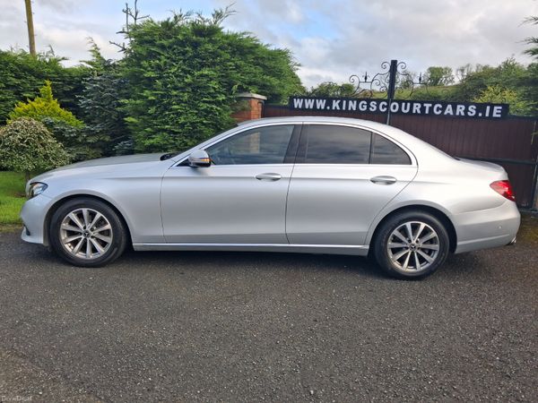 181 Mercedes-Benz E-Class E200 Diesel Avantgarde 389150680