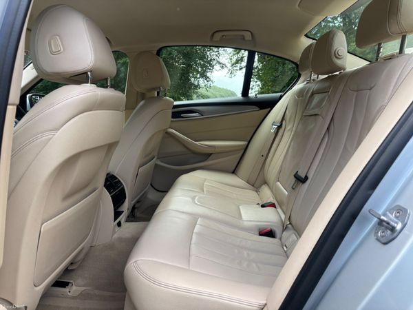 181 BMW 5-Series 520d SE Great Condition! 389172934
