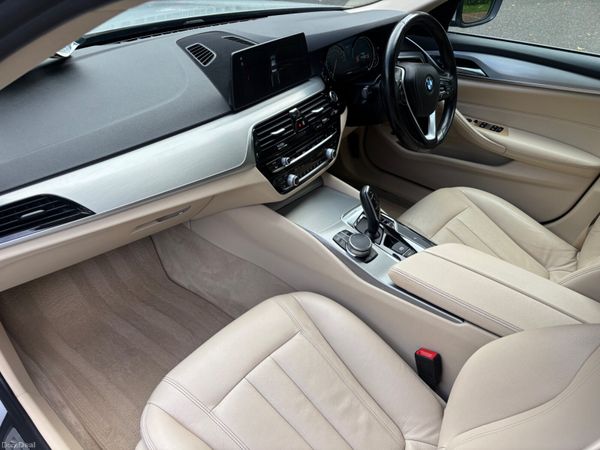 181 BMW 5-Series 520d SE Great Condition! 389172936