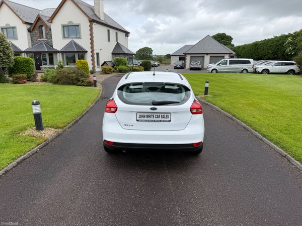 Ford Focus Zetec 1.5 TDCI 389181390