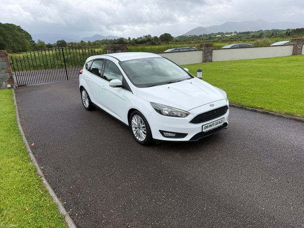 Ford Focus Zetec 1.5 TDCI 389181402
