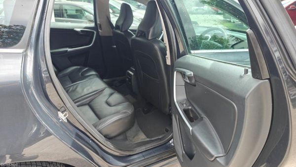Volvo XC60 D4 (190hp) FWD SE 389183096