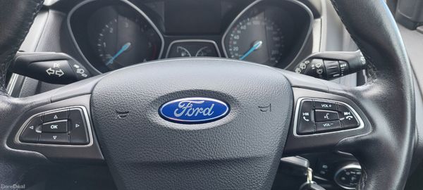 Ford Focus 2017 389196672