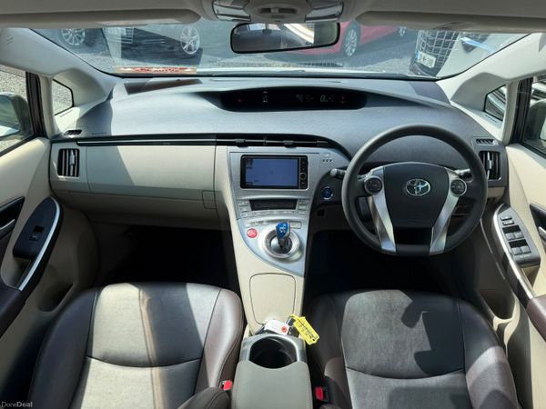 14 TOYOTA PRIUS HYBRID LEATHER 389112074