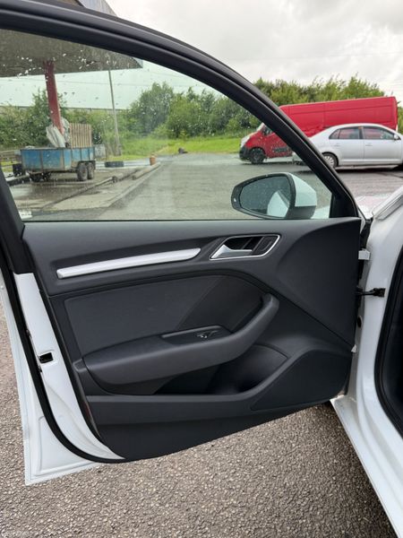 Audi A3 389287732