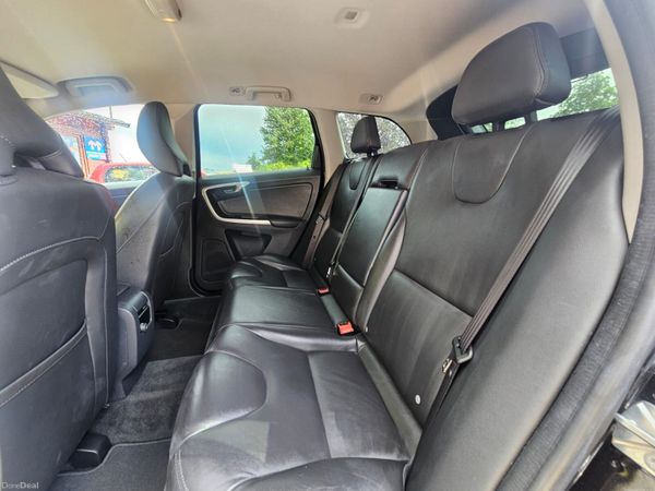 VOLVO XC60 DIESEL D4 AUTO SE LUX 389292866