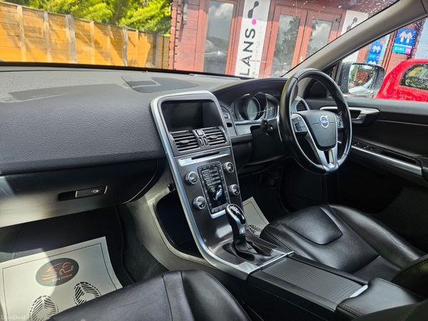VOLVO XC60 DIESEL D4 AUTO SE LUX 389292868