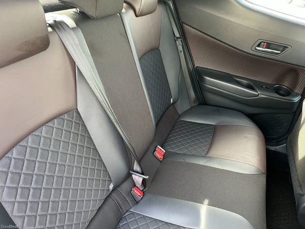 TOYOTA C-HR 2019, 1.8 HYBRID AUTO LOW KM HIGH SPEC 389299382
