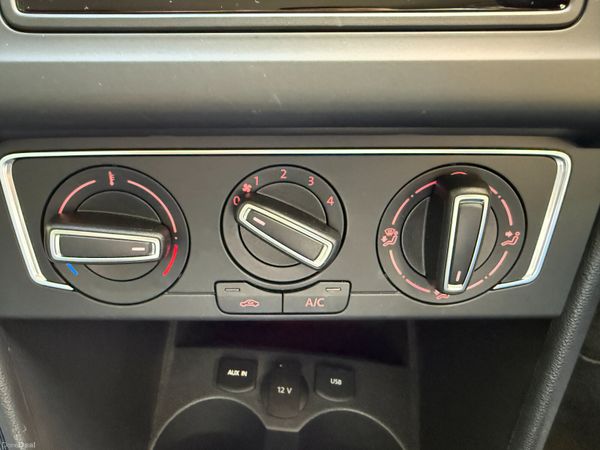Volkswagen Polo 2014 389229864