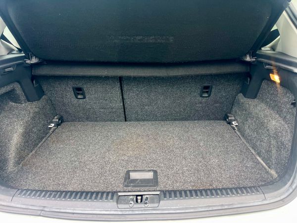 2015 Volkswagen Polo 1.2 TSI Automatic 389230420