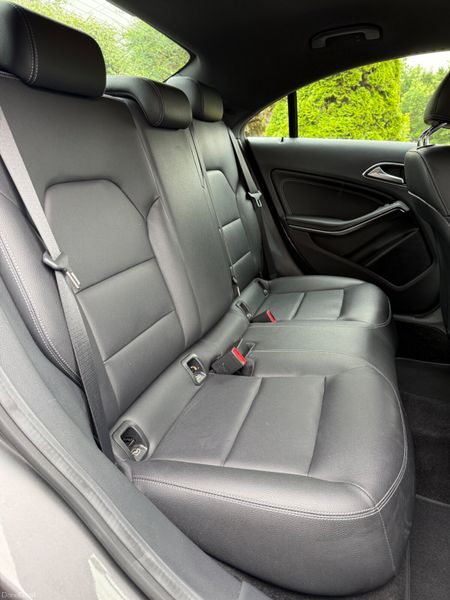 *57000kms* Mercedes-Benz CLA220d Urban Auto! 389234074