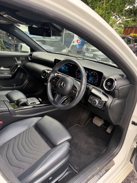 MERCEDES A200 AUTOMATIC 389239590
