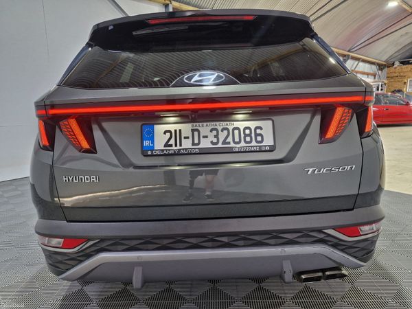 2021 Hyundai Tuscon Executive Plus Only 68,000KM 389356786