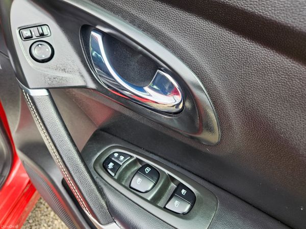 Renault Kadjar 2018 Petrol Auto ONLY 36KLMS 389369154