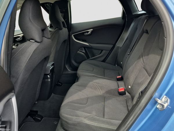 2015 VOLVO V40 T4 1.6 PETROL AUTO *FINANCE* 389387060