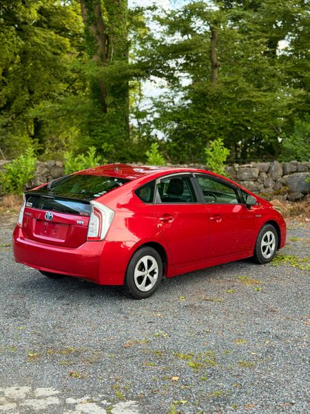 Toyota Prius | 2014 | 104,000 KM | Hybrid | AUTO 389398194