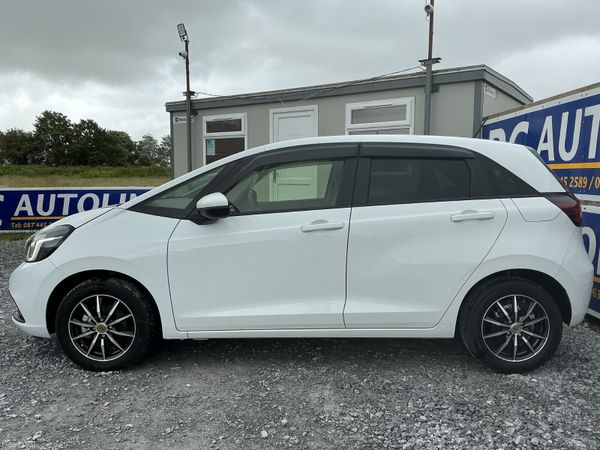 2023 HONDA FIT 1.5 HYBRID AUTO ONLY 5,850 KMS 389326688