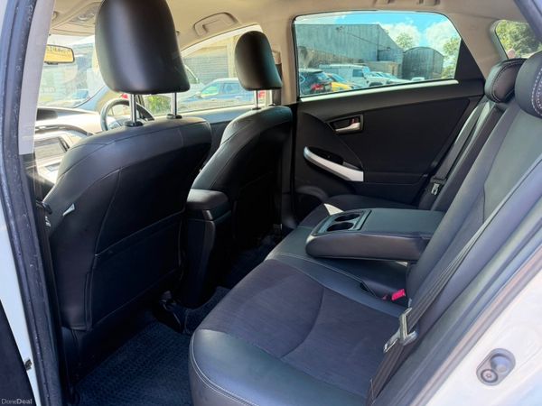 12 Toyota Prius Half Leather Seats 389441510