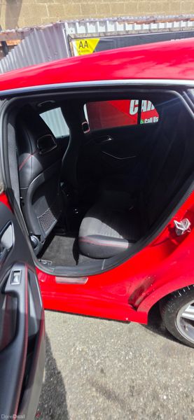 Mercedes Benz CLA 180 Shooting Brake 389447164