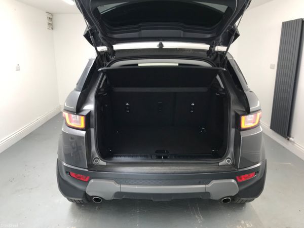 Land Rover Range Rover Evoque 2017 389497904