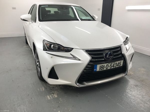 Lexus IS 2018 389401632