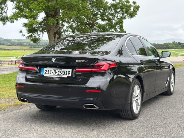 BMW 5-Series 2021 SE MHT 389414274
