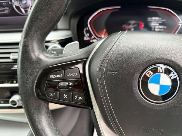 BMW 5-Series 2021 SE MHT 389415640