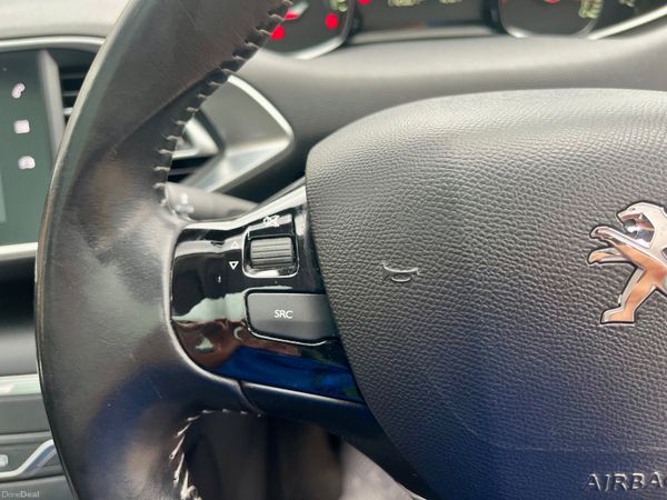 Peugeot 308 2019 top the range allure 389418602