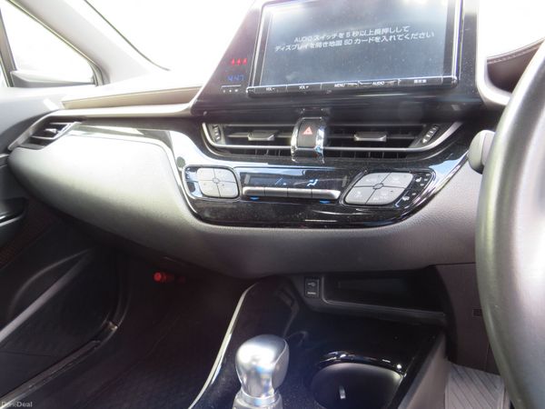 2017 TOYOTA C-HR HYBRID JEEP AUTO 389420674