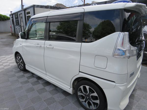 2017 MITSUBISHI DELICA 2 HYBRID AUTOMATIC 389422028