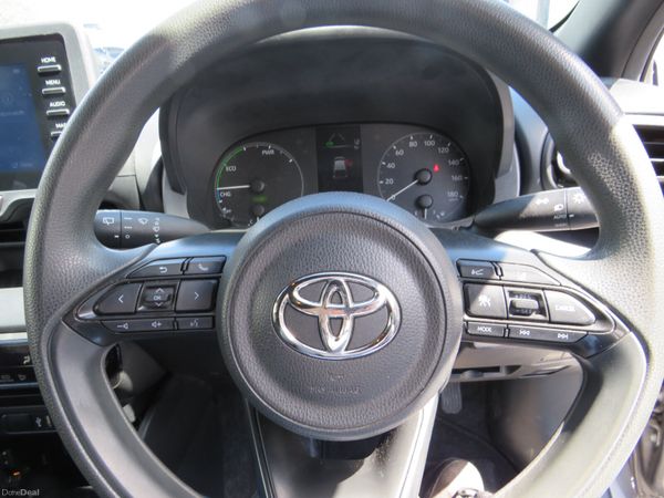 2021 TOYOTA YARIS 5DR PETROL HYBRID 389423190