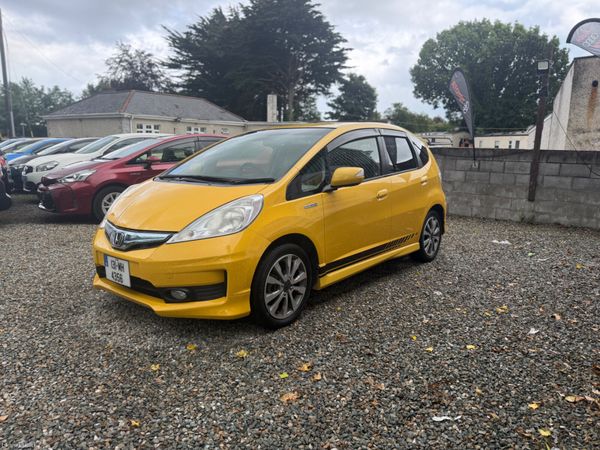 Honda fit sports 2013 389423928