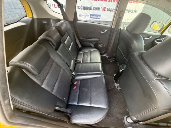 Honda fit sports 2013 389423936