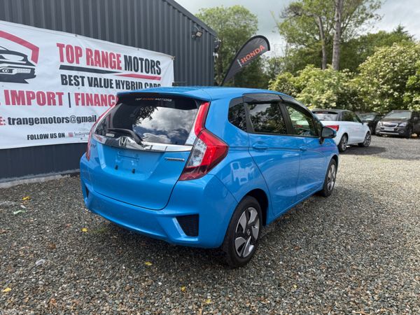 Honda fit 2015 low Milage 389426104