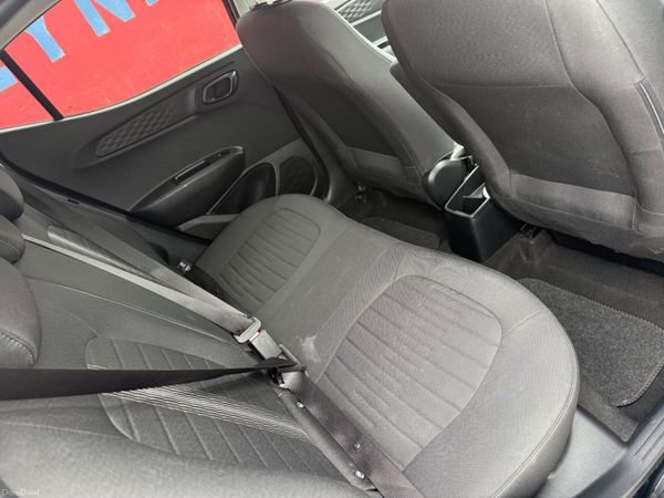 Hyundai i10 2021 389427952