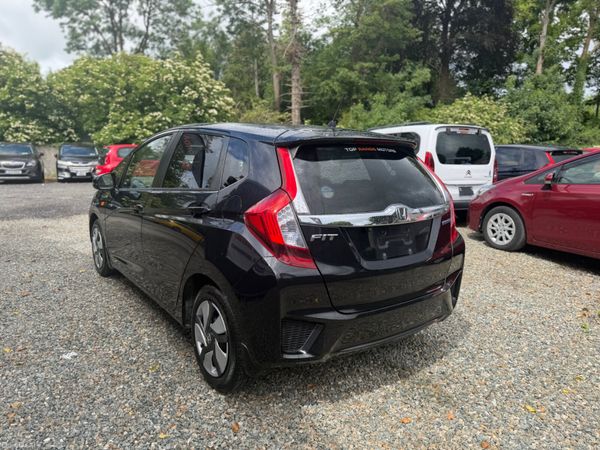 Honda fit 2014 389428372