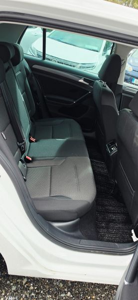 Volkswagen Golf 2017  Automatic New NCT 389439878