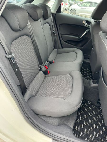 Audi A1 1.4 Auto 42000 KM ONLY 2012 389558836