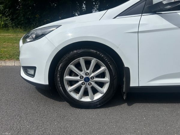 Ford Focus 2017( BELT JUST DONE) 389564138
