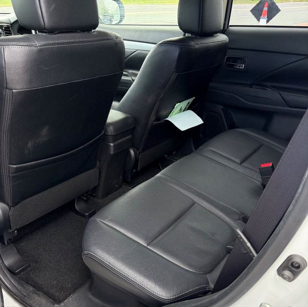 2014 Mitsubishi Outlander PHEV HIGH SPEC 389580536