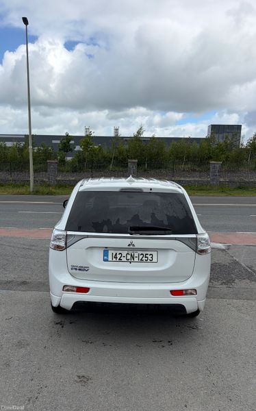 2014 Mitsubishi Outlander PHEV HIGH SPEC 389580538